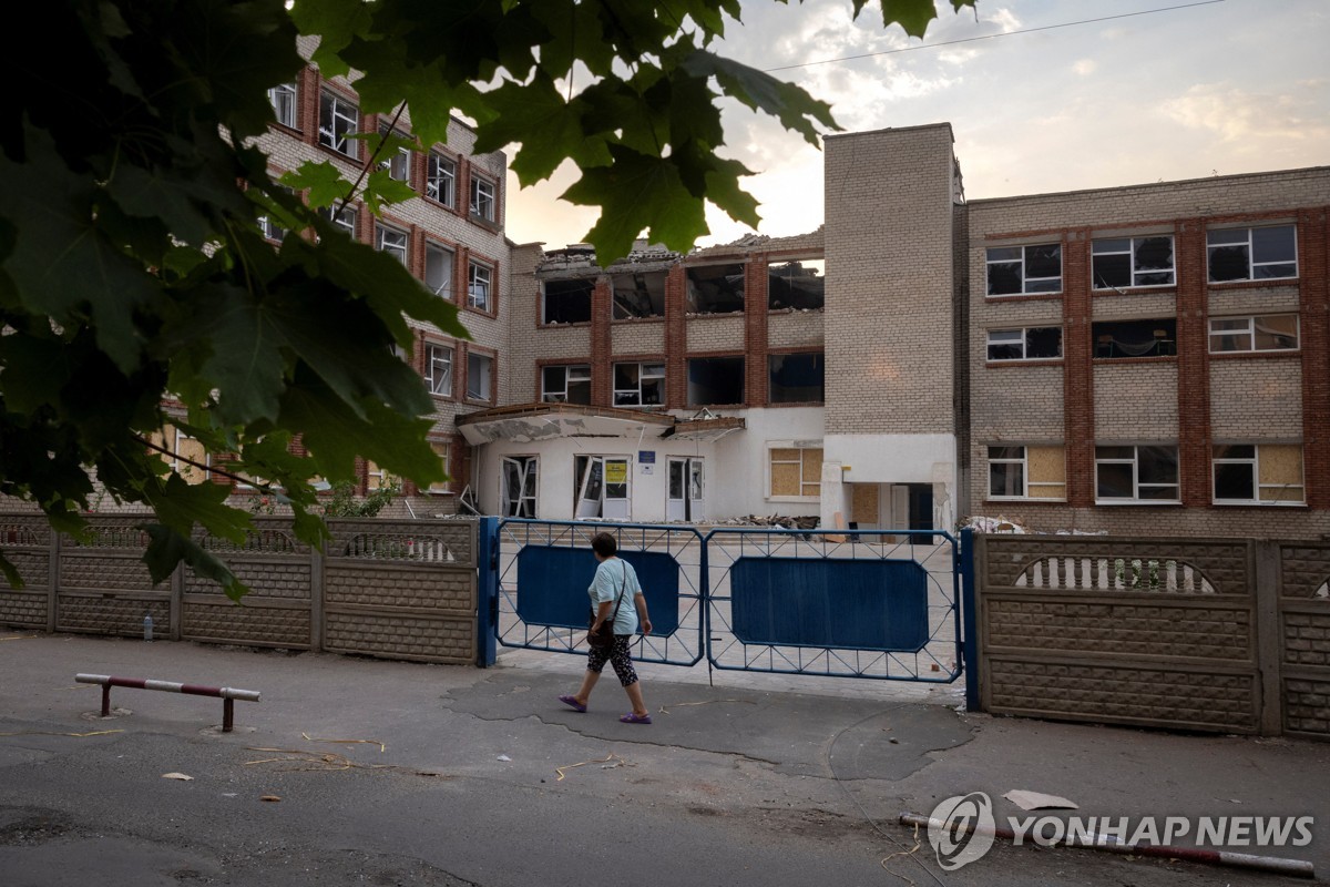 주민들 피란에 '유령도시' 돼가는 포크로우스크 