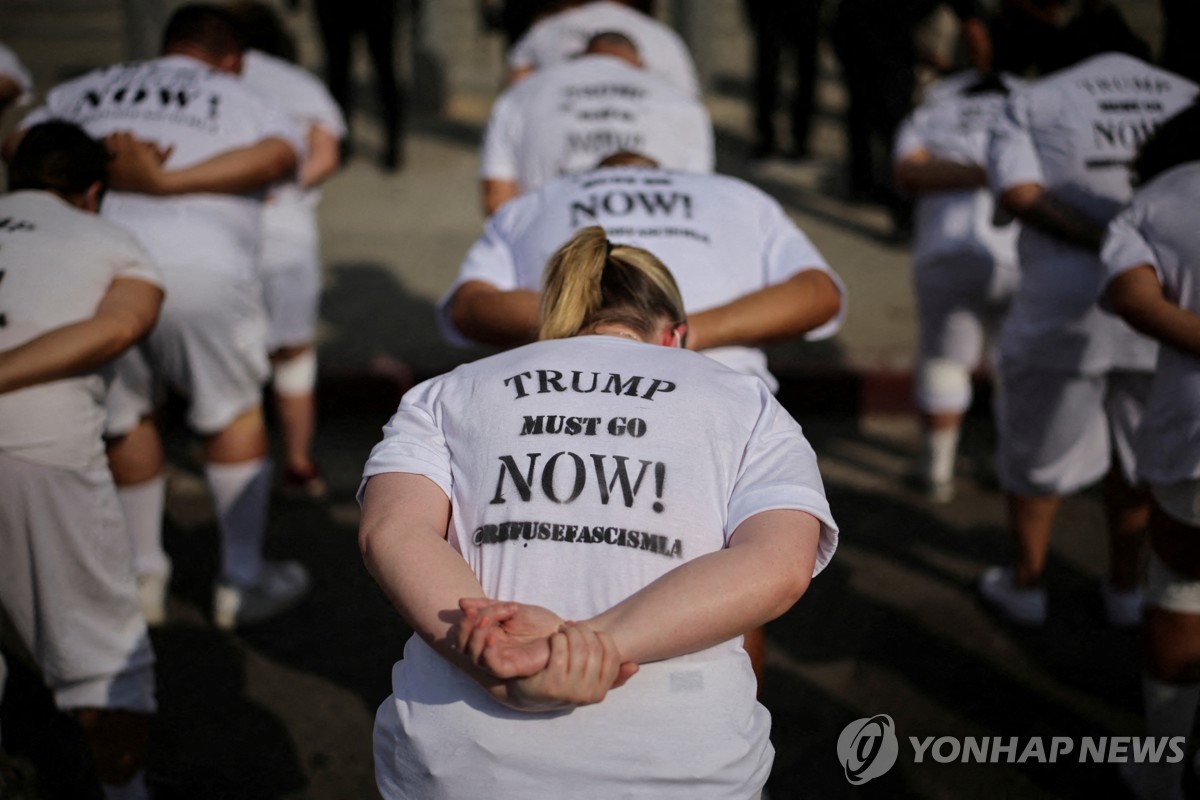 美-베네수 수감자 교환…엘살바도르, 베네수人 252명 석방 관련 이미지1