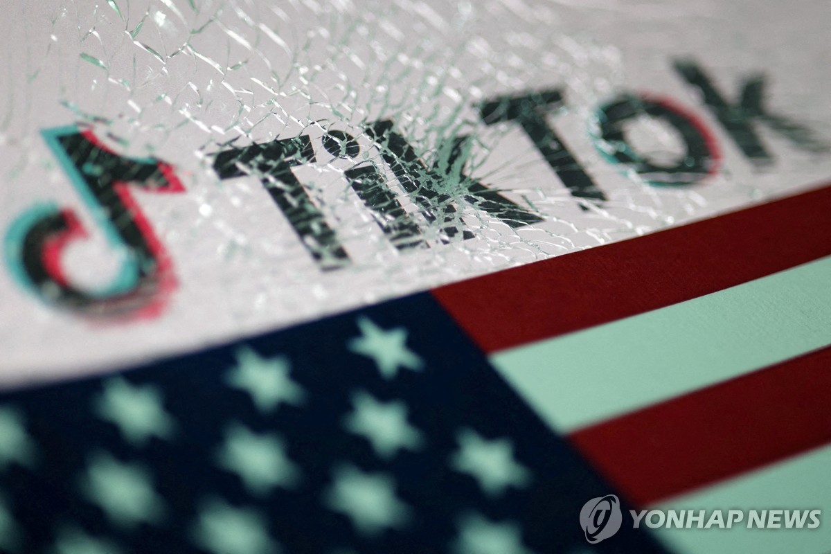 美 상무장관 "틱톡 美 통제권 강화 中 승인 안하면 차…
