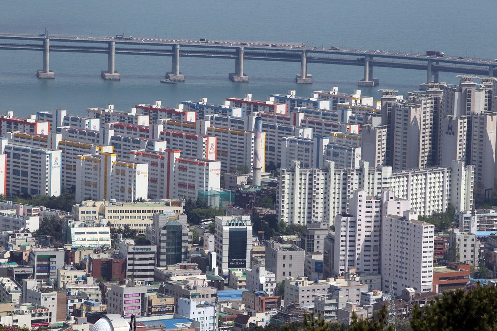부산 수영구 아파트 단지