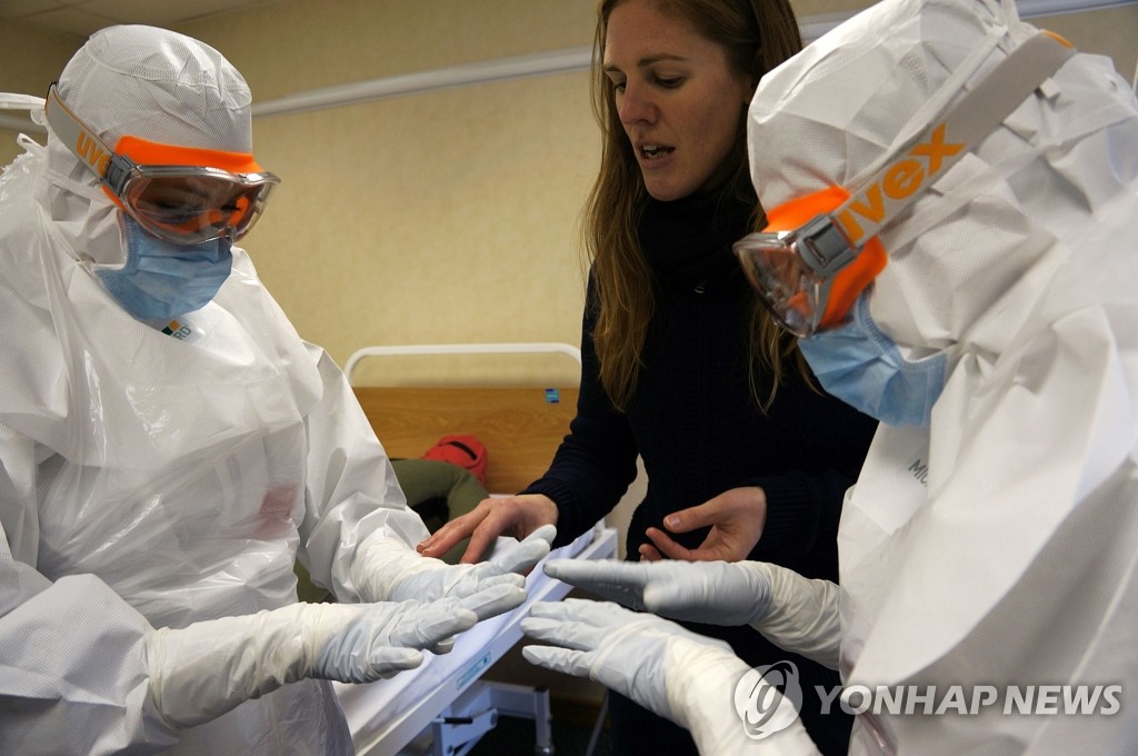 韓国のエボラ熱救護隊第２陣の９人 きょう帰国 聯合ニュース