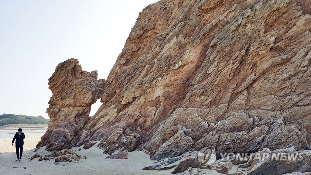 대청도 농여해변 바위