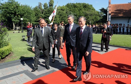 Los presidentes de Corea del Sur y Argentina