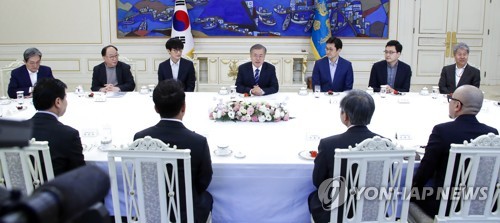  President to reach out to lower-ranked leaders in efforts to boost economy