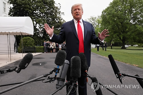 Trump dice que los lanzamientos de misiles de Corea del Norte no fueron un abuso de confianza