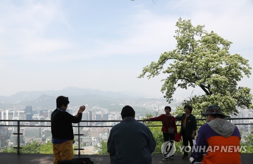 내일 서울·경기 미세먼지 '나쁨'…대기 정체·황사 영향