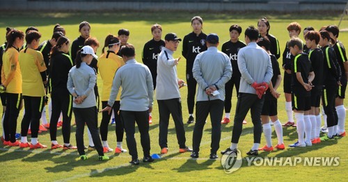 현실적인 윤덕여호의 선택과 집중…'빨라야, 강해야 산다'