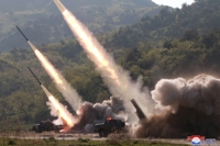 北朝鮮が公開した「火力訓練」