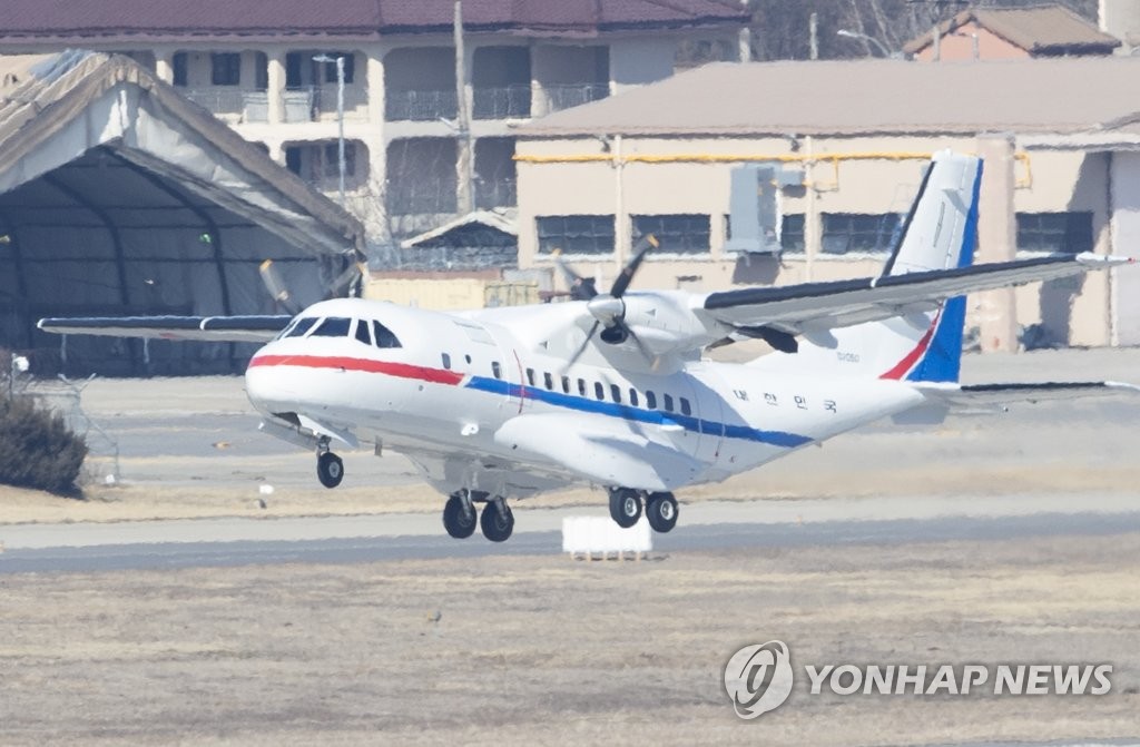 大統領専用機が羽田に向け出発　クルーズ船乗船の５人を韓国に移送