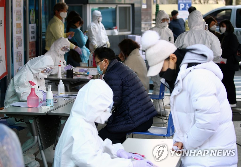 新型コロナ感染者がさらに増加　計４３３人に＝韓国