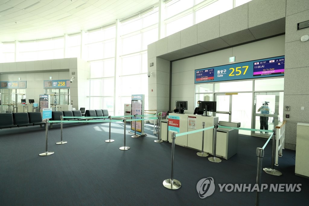 韓日の入国制限強化初日　仁川発関空行きの搭乗客わずか８人