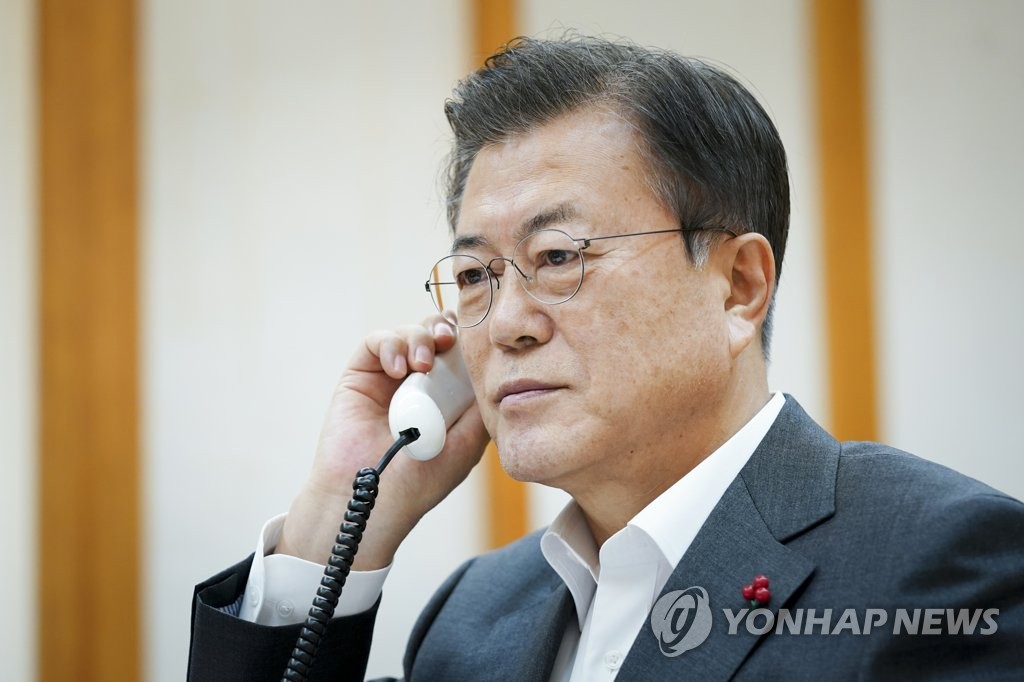 韓中首脳が電話会談　習主席来韓へ協力継続