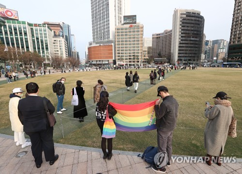 DP leader visits DMZ | Yonhap News Agency