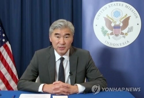 성 김 "북 미사일, 지역 안정에 위협…외교 단념 안해"