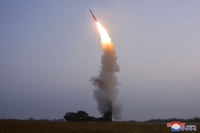 외신, 북한 신형 지대공미사일 시험발사 신속 보도