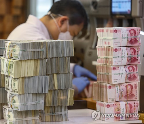 '킹달러' 위력…중국 위안화, 2년여만에 '1달러=7위안' 돌파(종합)