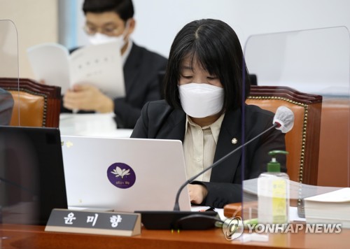 韓国政府と慰安婦団体元代表の面会記録　二審も公開命じる