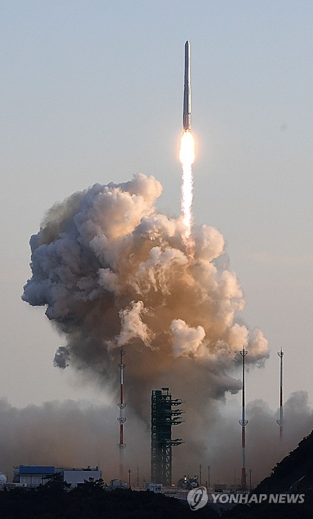 كوريا الجنوبية تجري ثاني محاولة لإطلاق صاروخ فضائي محلي الصنع بالكامل في 15 يونيو