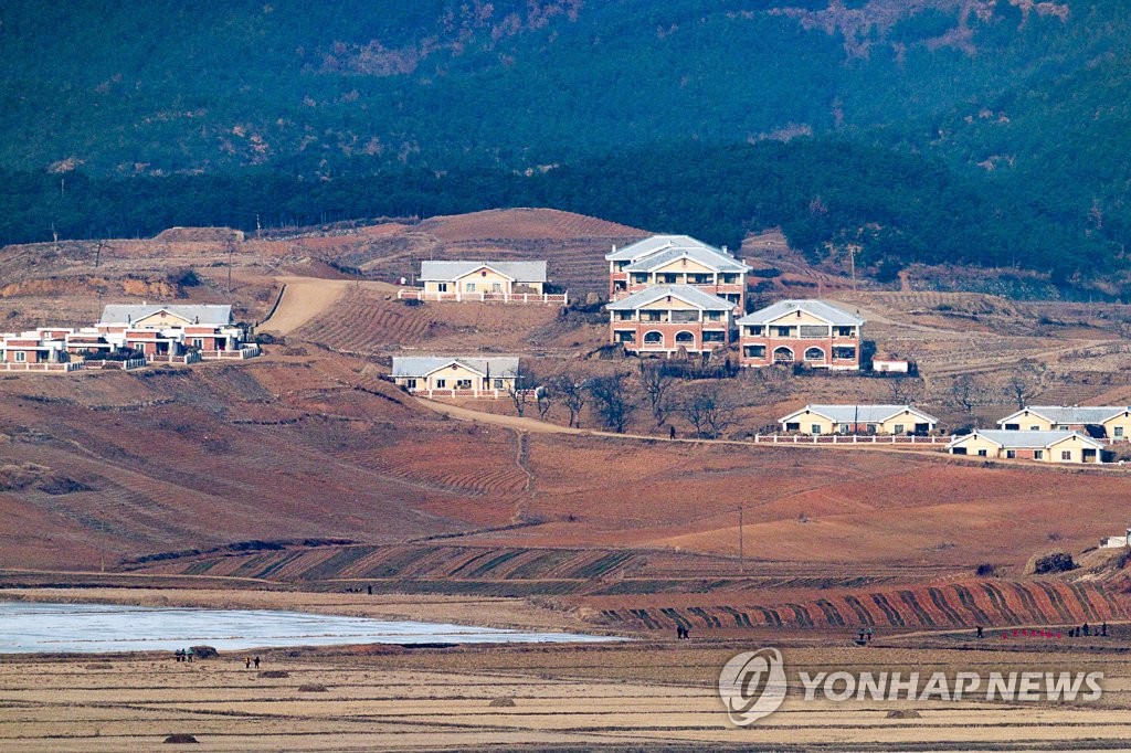 This file photo taken Jan. 5, 2022 from a South Korean observation tower in Paju, north of Seoul, shows a North Korean border village in Kaepung, North Hwanghae Province. (Yonhap)