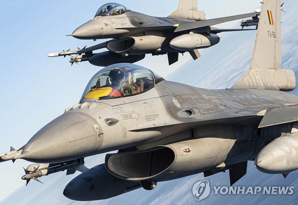 '발트해 상공 치안유지 작전' 수행하는 벨기에군 F-16 전투기