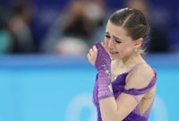 [올림픽] 경기 후 눈물 보인 발리예바, 1위 하고도 말없이 떠났다