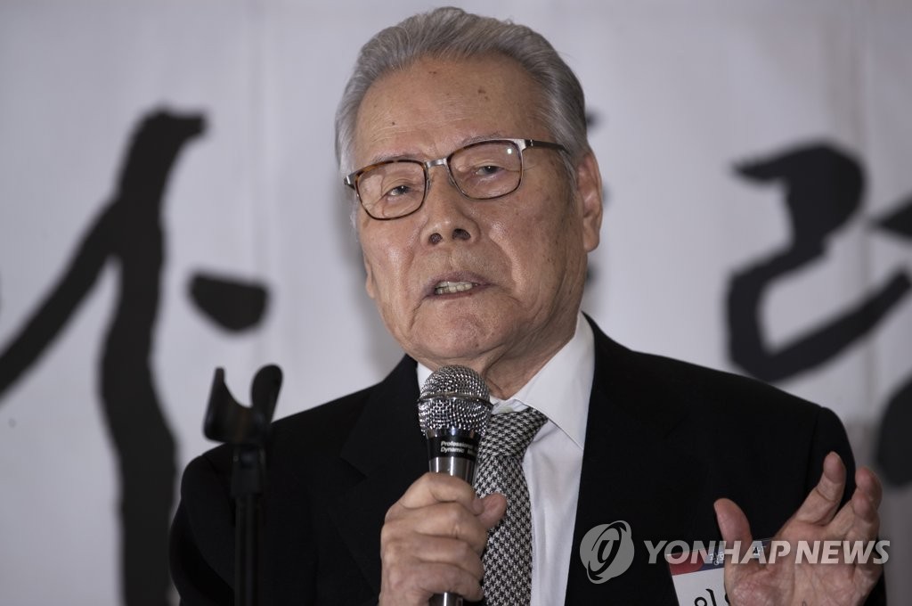 고 이어령 초대 문화부 장관 