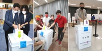 사전투표하는 제주시을 보궐선거 후보들