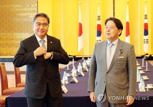 外交部「韓日首脳のシャトル外交復活目標」　尹大統領に報告