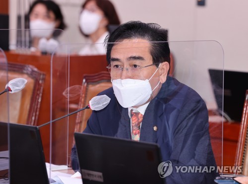 국방부, 유엔사에 탈북어민 북송 '판문점 CCTV 영상' 요청
