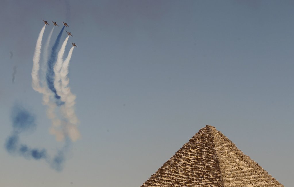Vol acrobatique en Egypte