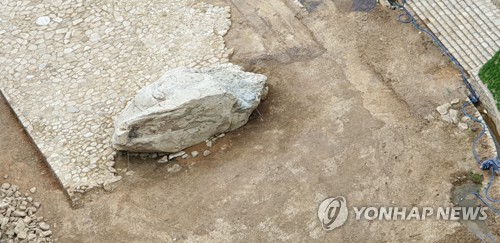 문화재청 "김해 고인돌 상당 부분 훼손 확인…김해시장 고발"