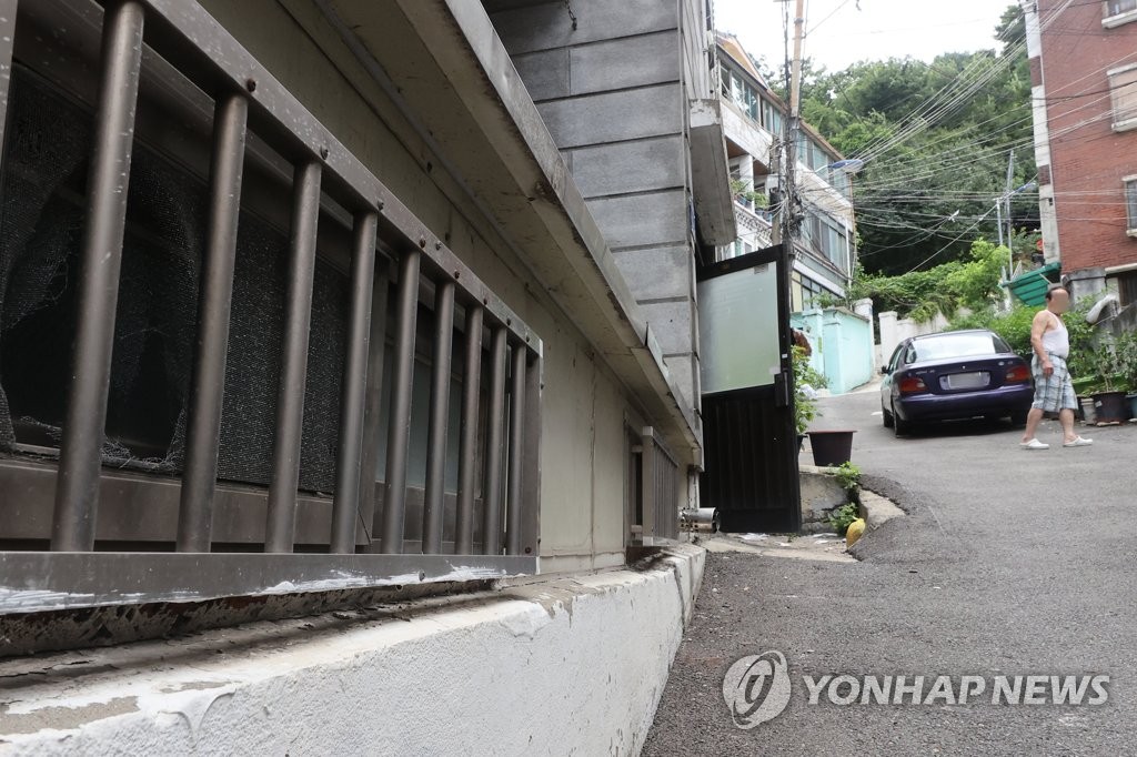 서울 반지하·소형 빌라 전세도 1억 넘어