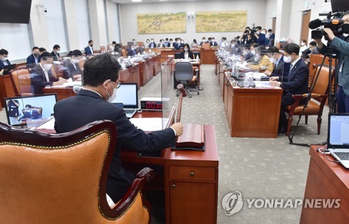 野교육위원, 김여사 논문 표절 의혹에 "사죄하고 책임져야"