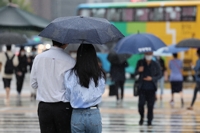 [날씨] 내일 전국 흐리고 곳곳 비…낮 최고 24∼31도
