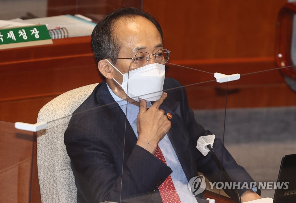 생각에 잠긴 추경호 경제부총리 | 연합뉴스