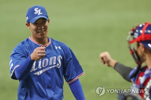 Training in Miami, Korean pitcher hopes to pitch WBC games there
