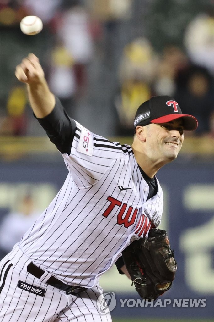 KBO Postseason: LG Twins Vs. Kiwoom Heroes | Yonhap News Agency