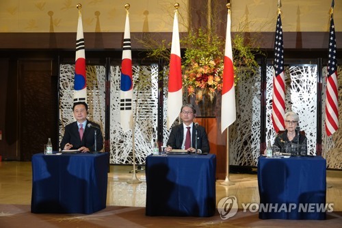 Senior diplomats of S. Korea, U.S., Japan hold phone talks over N.K. missile provocations