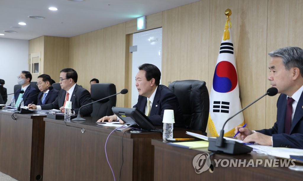 المكتب الرئاسي يعقد اجتماعا أمنيا بعد إطلاق كوريا الشمالية لصاروخ فضائي