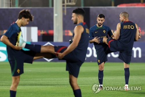 [월드컵] 포르투갈, 한국전 앞두고 담금질 매진…호날두는 실내 훈련