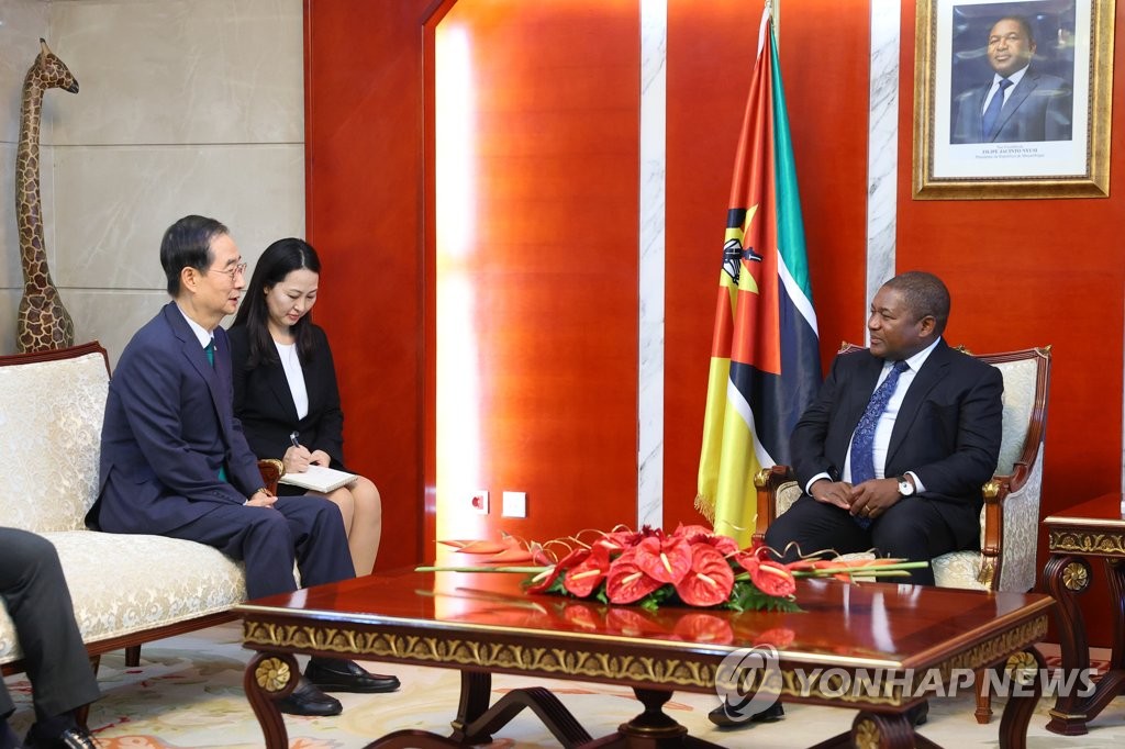 Avec le président du Mozambique