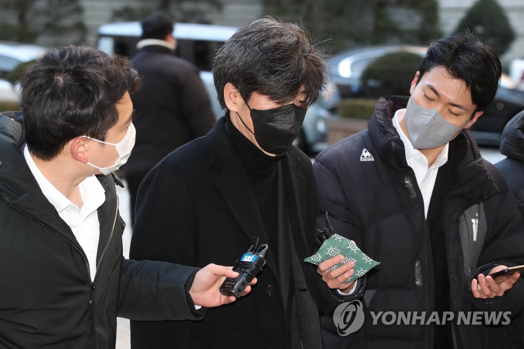 재판 출석하는 남욱
