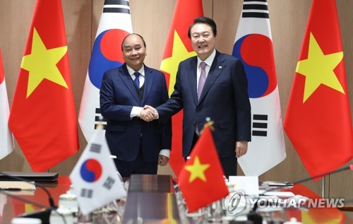 '尹대통령, 베트남 국가주석과 회담'…양국 협력강화 논의