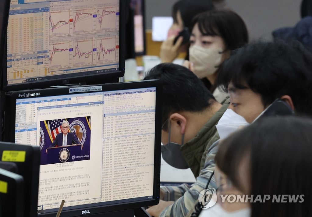 韓国総合株価指数　大幅続伸で始まる