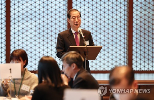 韓国首相「報復とはみていない」　中国によるビザ発給停止