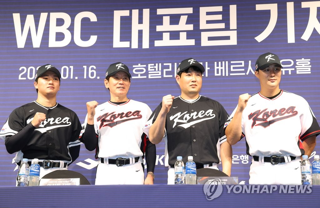 Five former big leaguers to lead KBO squads facing MLB