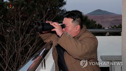 북한 "21∼23일 핵무인수중공격정 수중폭발시험"…김정은 참관