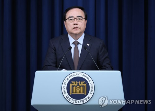 [1보] 김성한 국가안보실장 사퇴