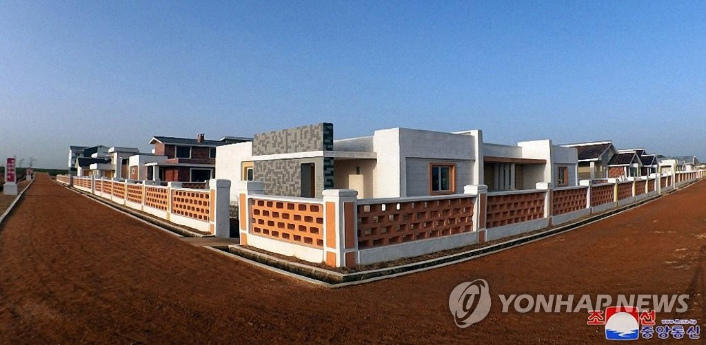 평안남도·황해남북도에 농촌주택 건설