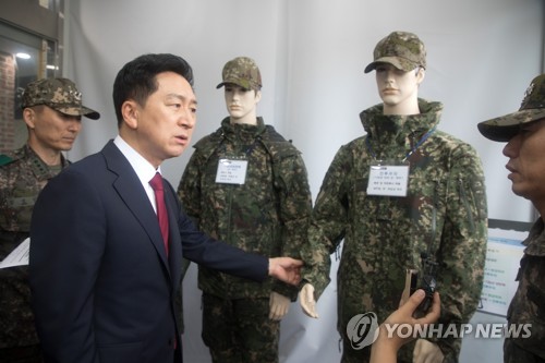 與, 호국보훈 광폭 행보 '보수 가치' 부각…민주당과 차별화